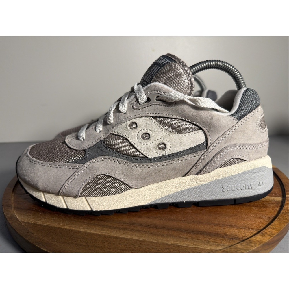Saucony Shadow 6000 Gray Sneakers Mens Size 7.5 S70441-46